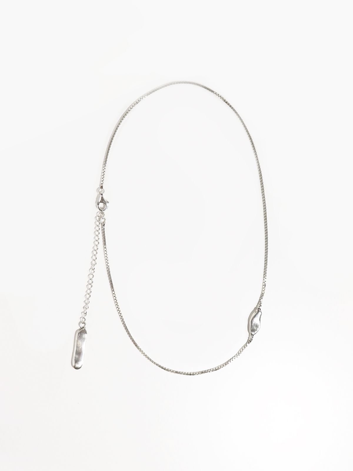 빈움(VINOOM) simple shell necklace (각인)