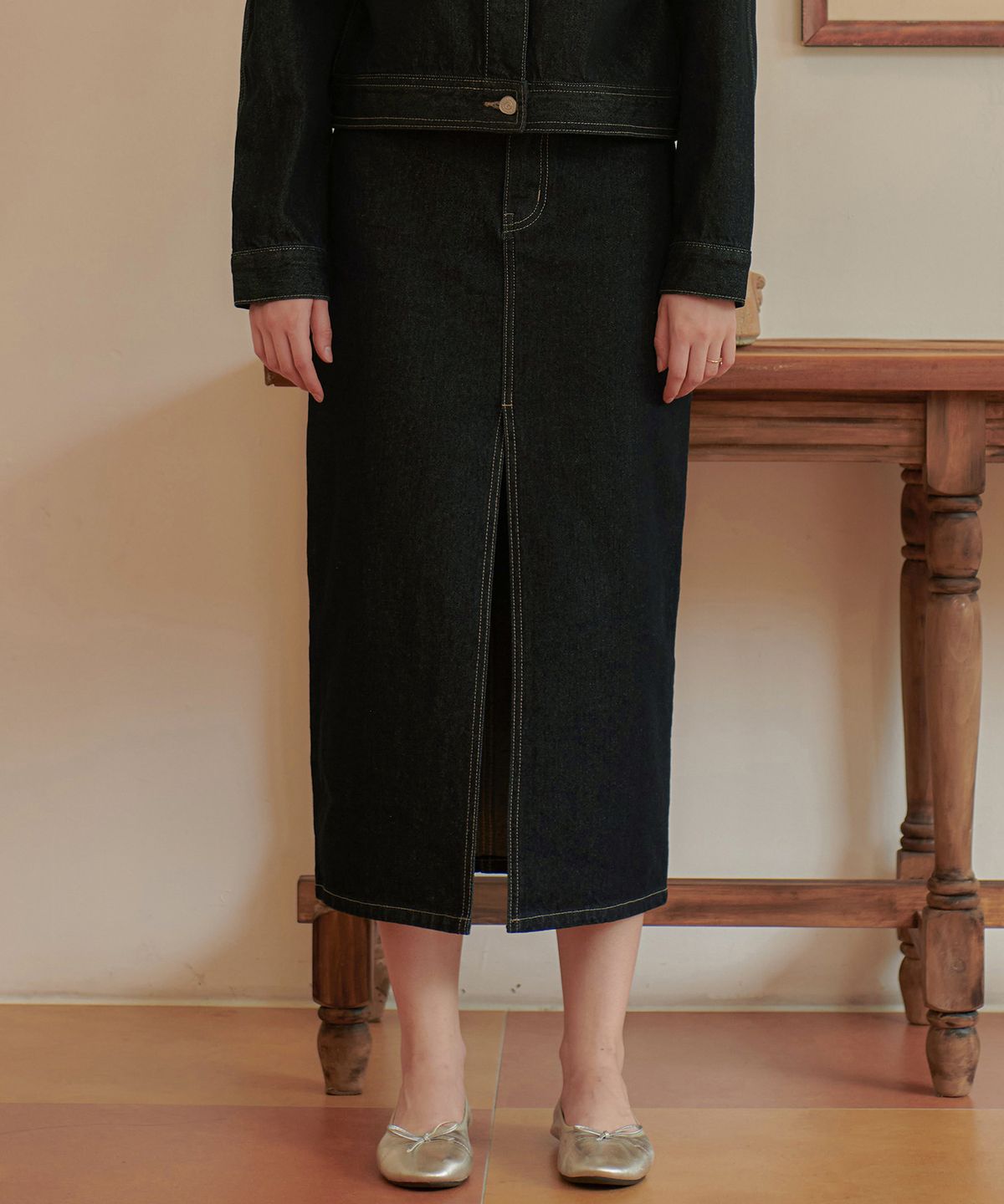판도라핏(PANDORAFIT) [SKIRT] Arthur Stitch Denim Skirt
