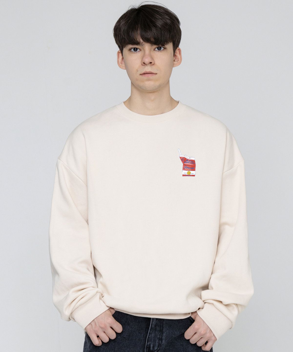 그레이버(GRAVER) [UNISEX]도트 스마일 밀크팩 맨투맨_크림