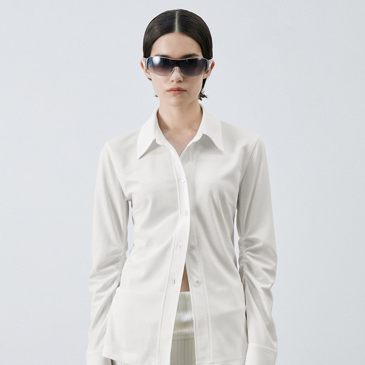 엘씨디씨티엠(LCDC™) SHIRRED-DETAIL SLIM-FIT SHIRT