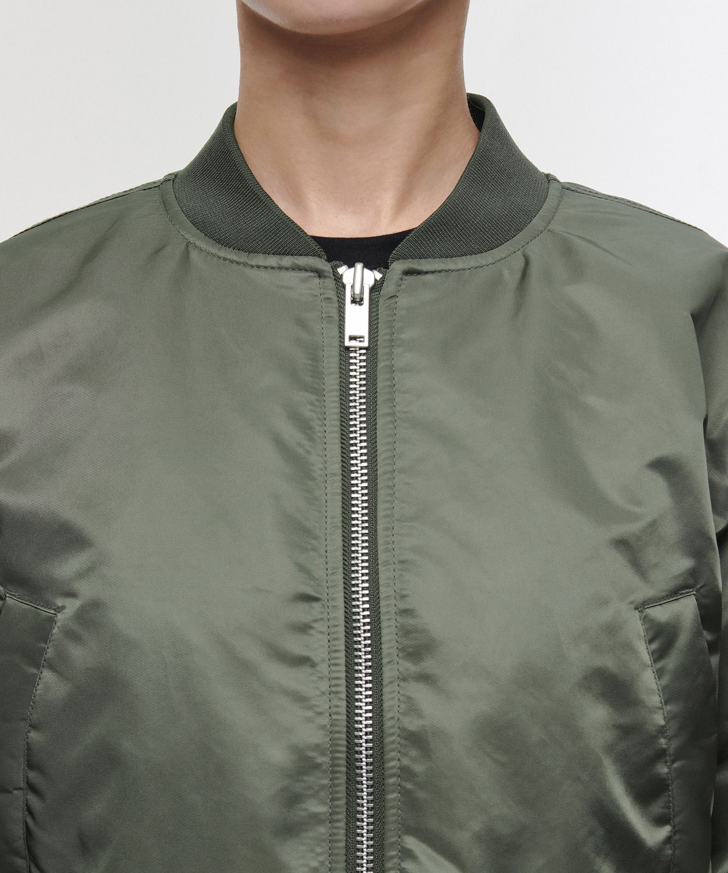 MUSINSA | MUSINSA STANDARD WOMAN Women's Crop MA-1 Bomber