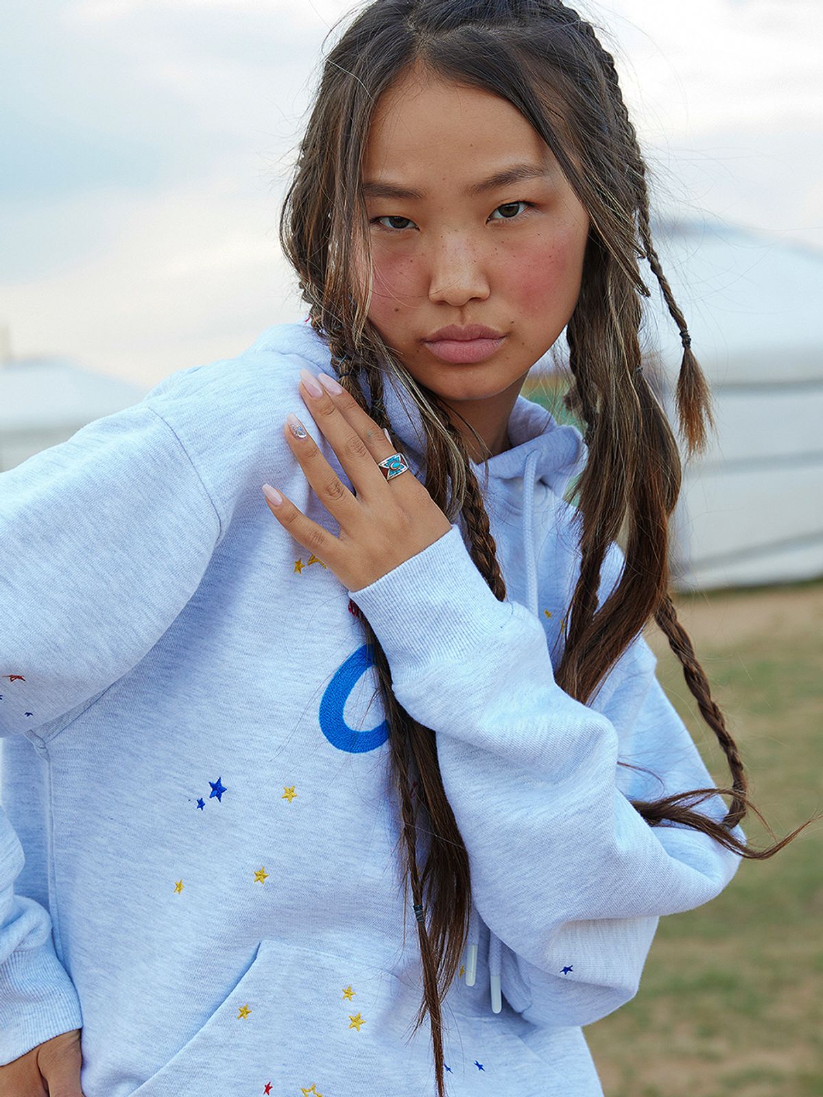 에즈이프 캘리(ASIF CALIE) STAR CALIE HOODIE WHITEMELANGE