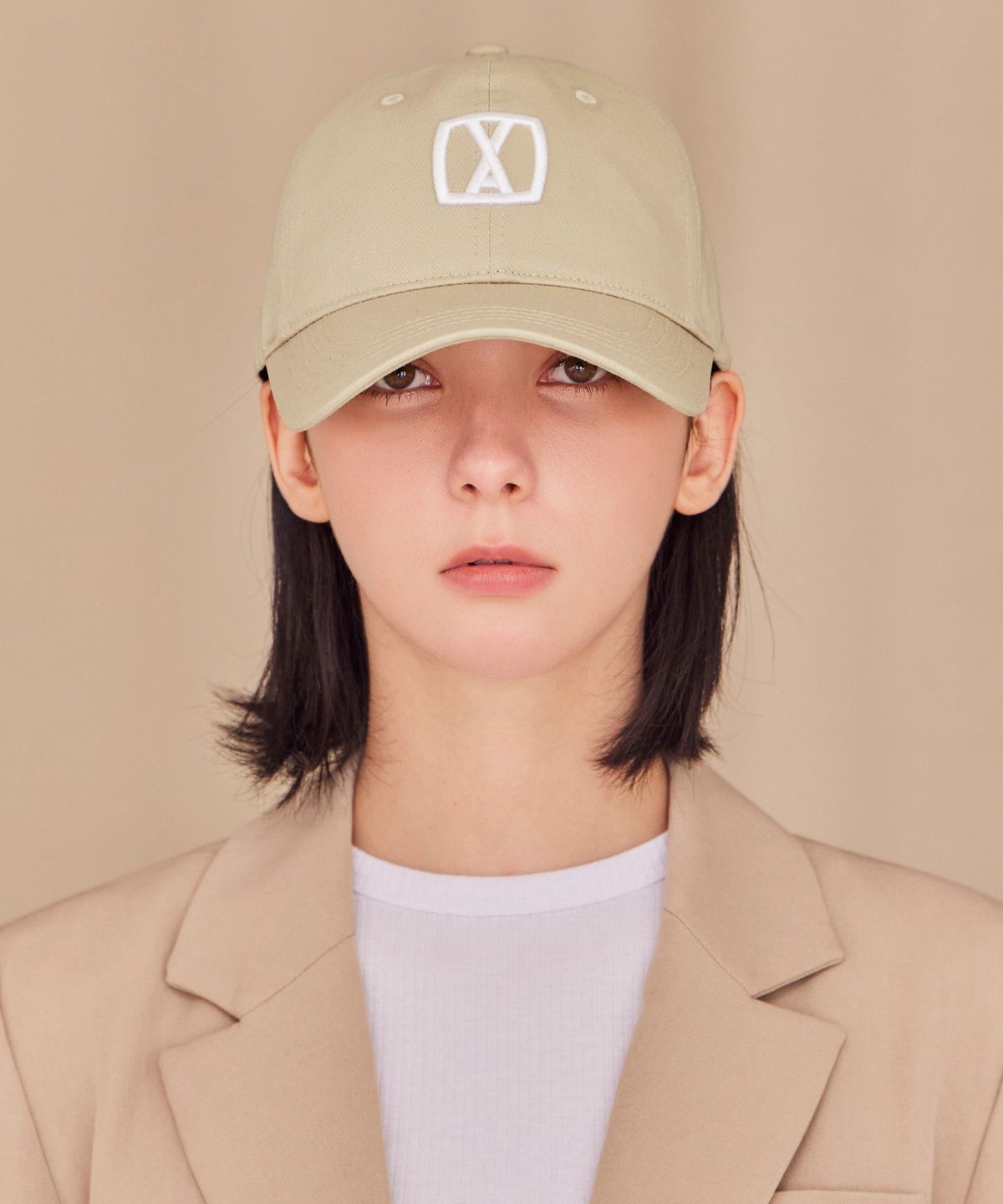 바잘(VARZAR) VA 3D 스퀘어 볼캡 베이지
