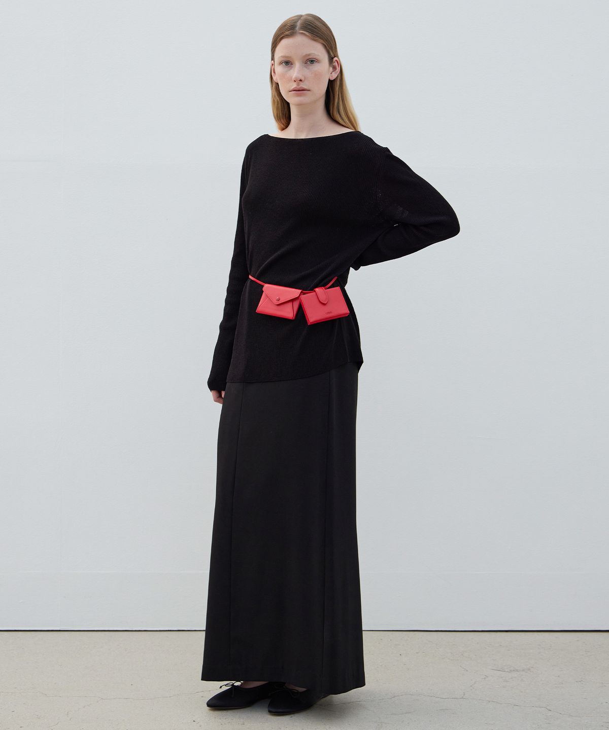 르바(LEVAR) Straight Maxi Skirt - Black