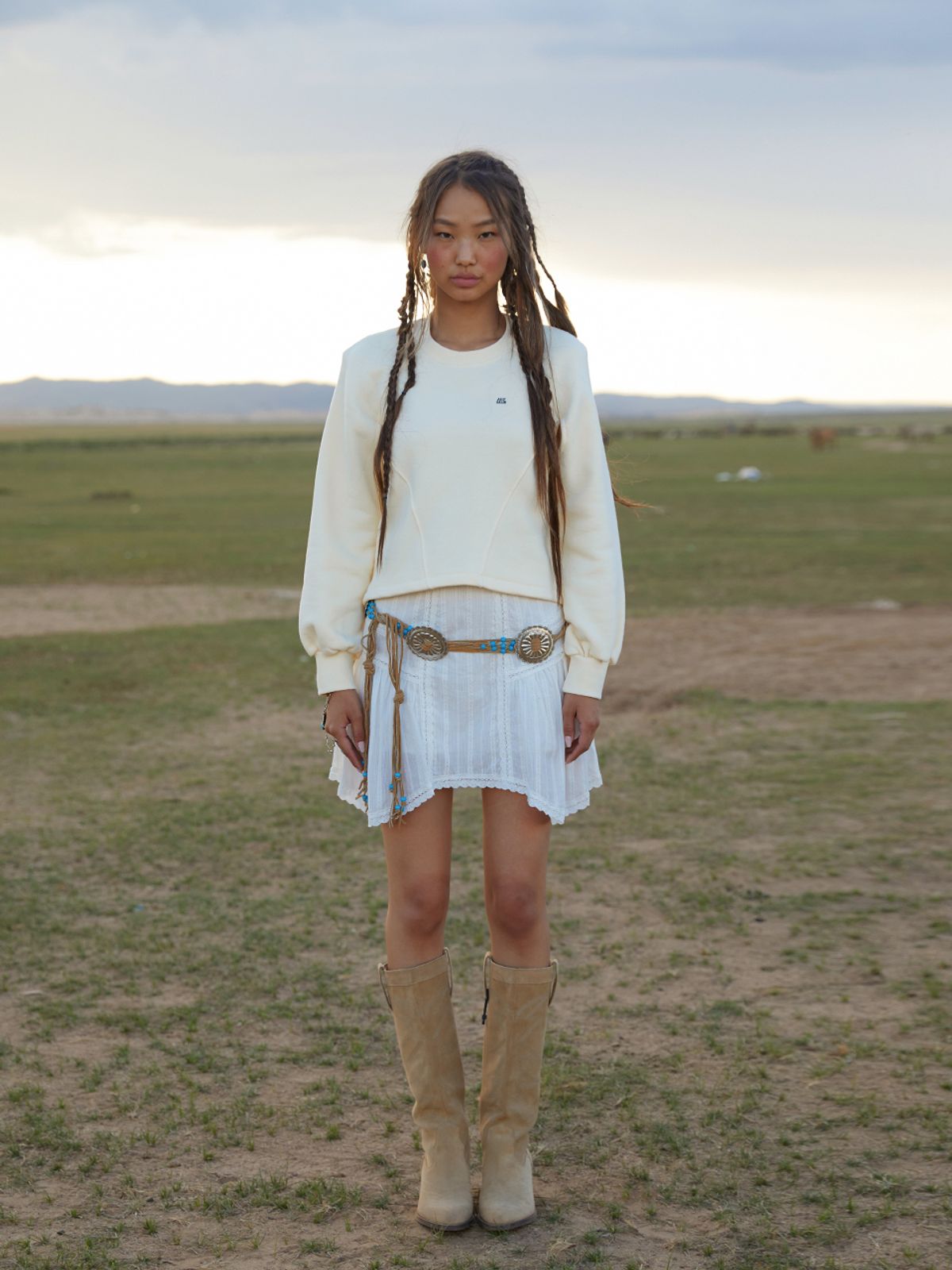 에즈이프 캘리(ASIF CALIE) BACK STRING SWEATSHIRT CREAM