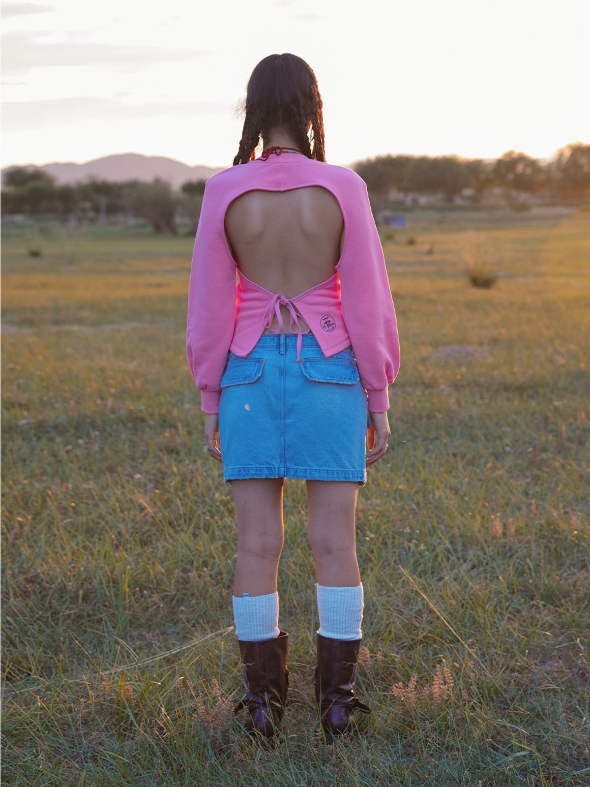 에즈이프 캘리(ASIF CALIE) BACK STRING SWEATSHIRT PINK