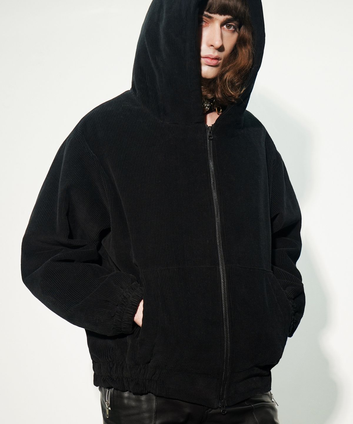 언티지(UNTAGE) 코듀로이 오버사이즈 집업 후드 자켓[Black(UNISEX)]_UTO-FH91
