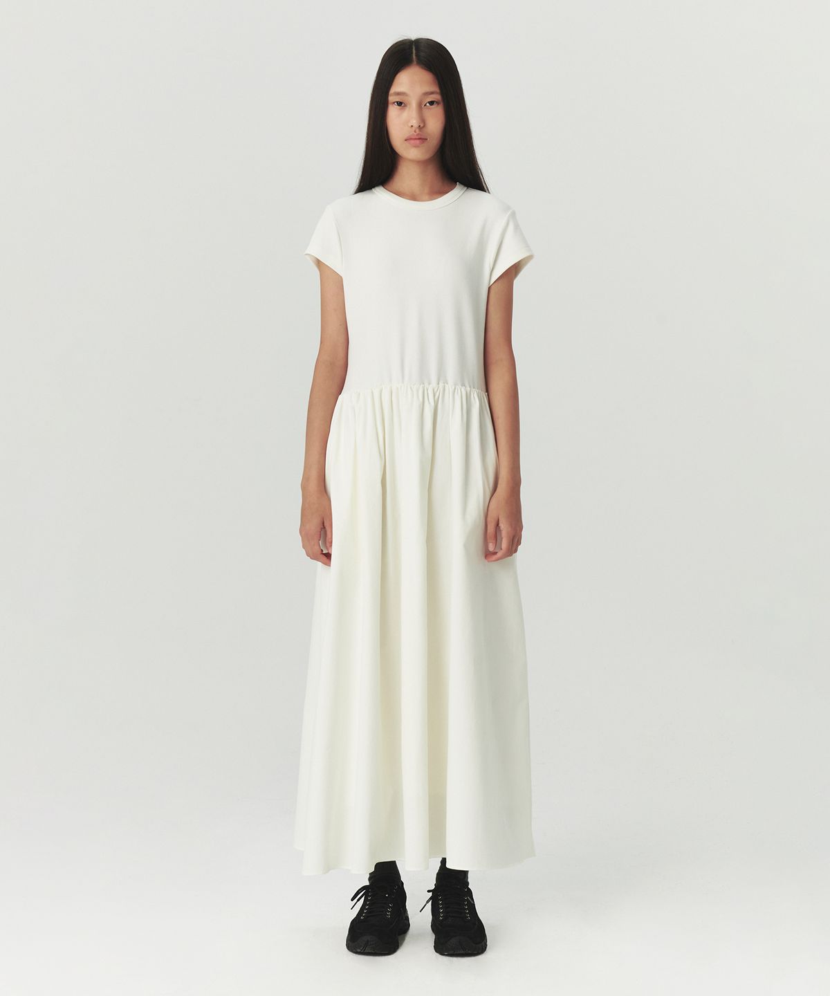 르바(LEVAR) Layered Half-Sleeve Dress - Warm White