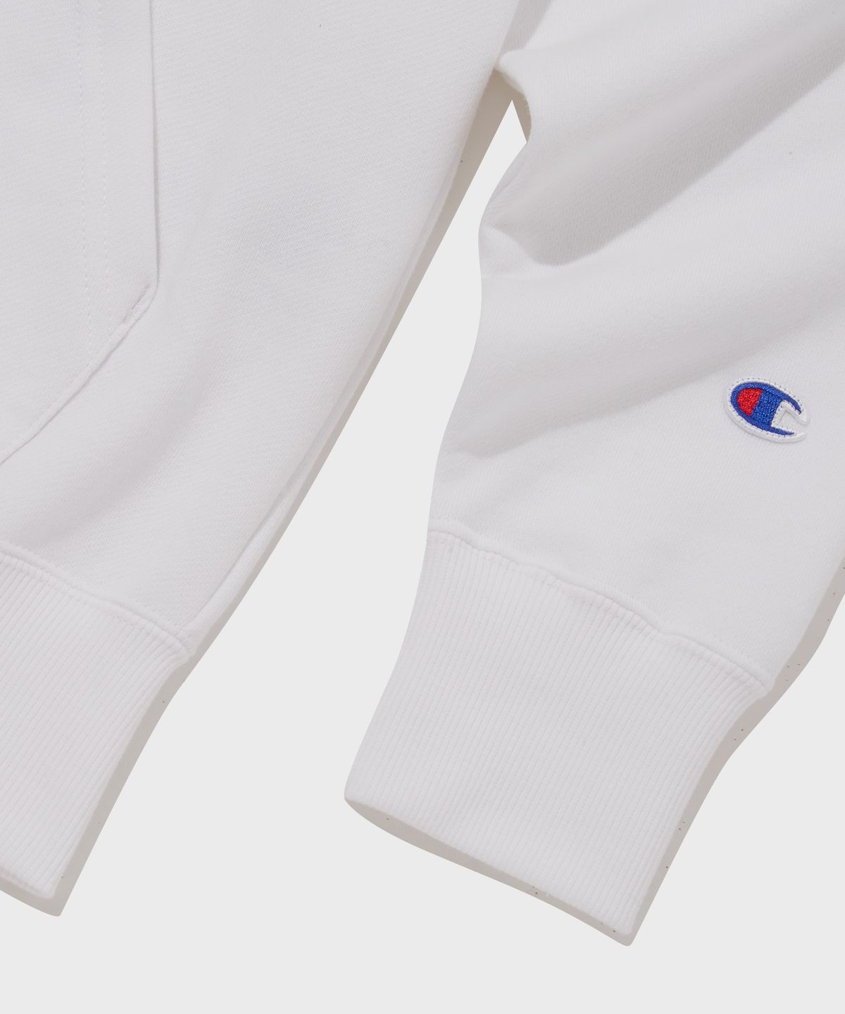 챔피온(CHAMPION) 베이직 C로고 후드 집업 White