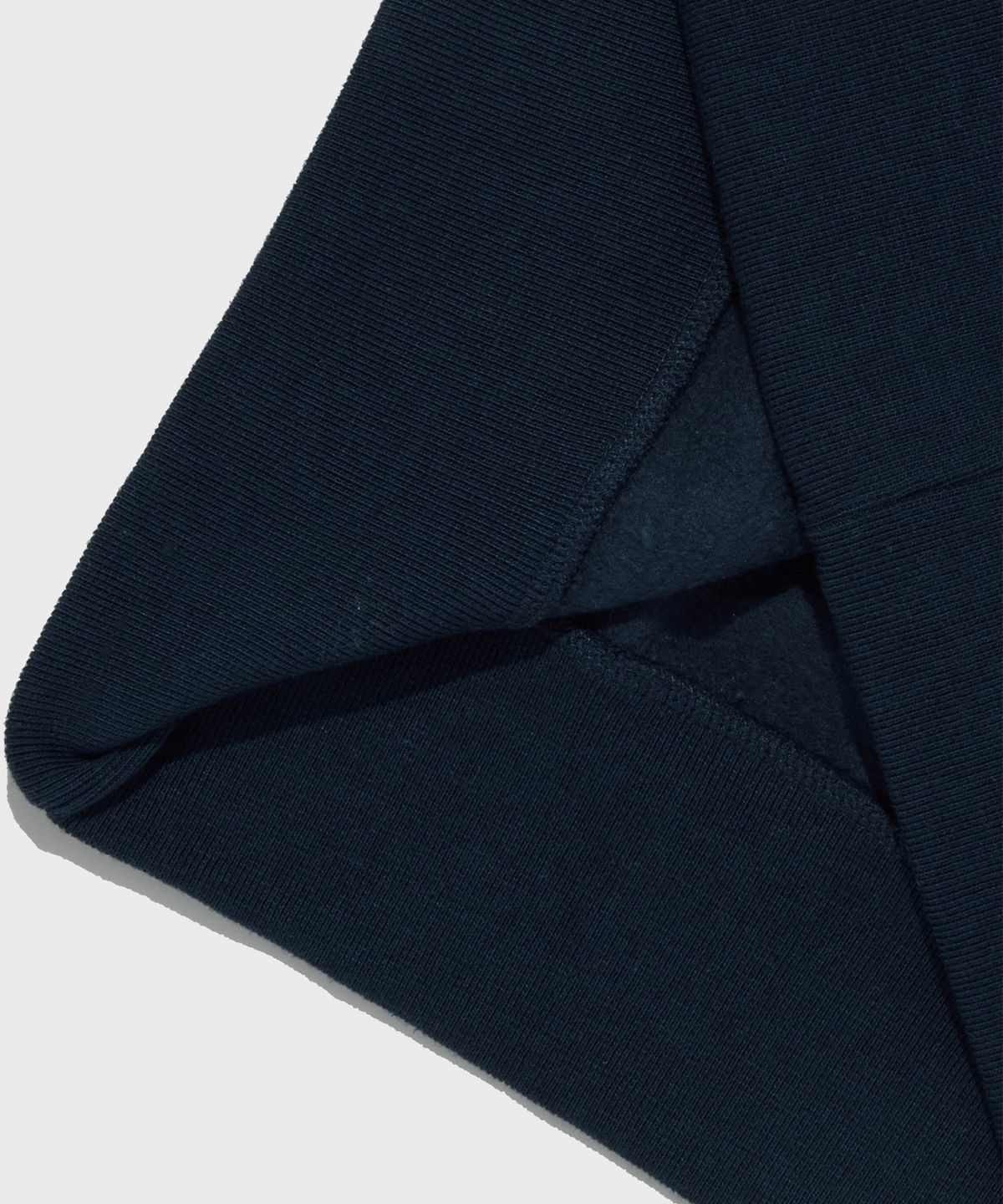 챔피온(CHAMPION) 컬러 블록 브이넥 스웨트셔츠 Normal Navy