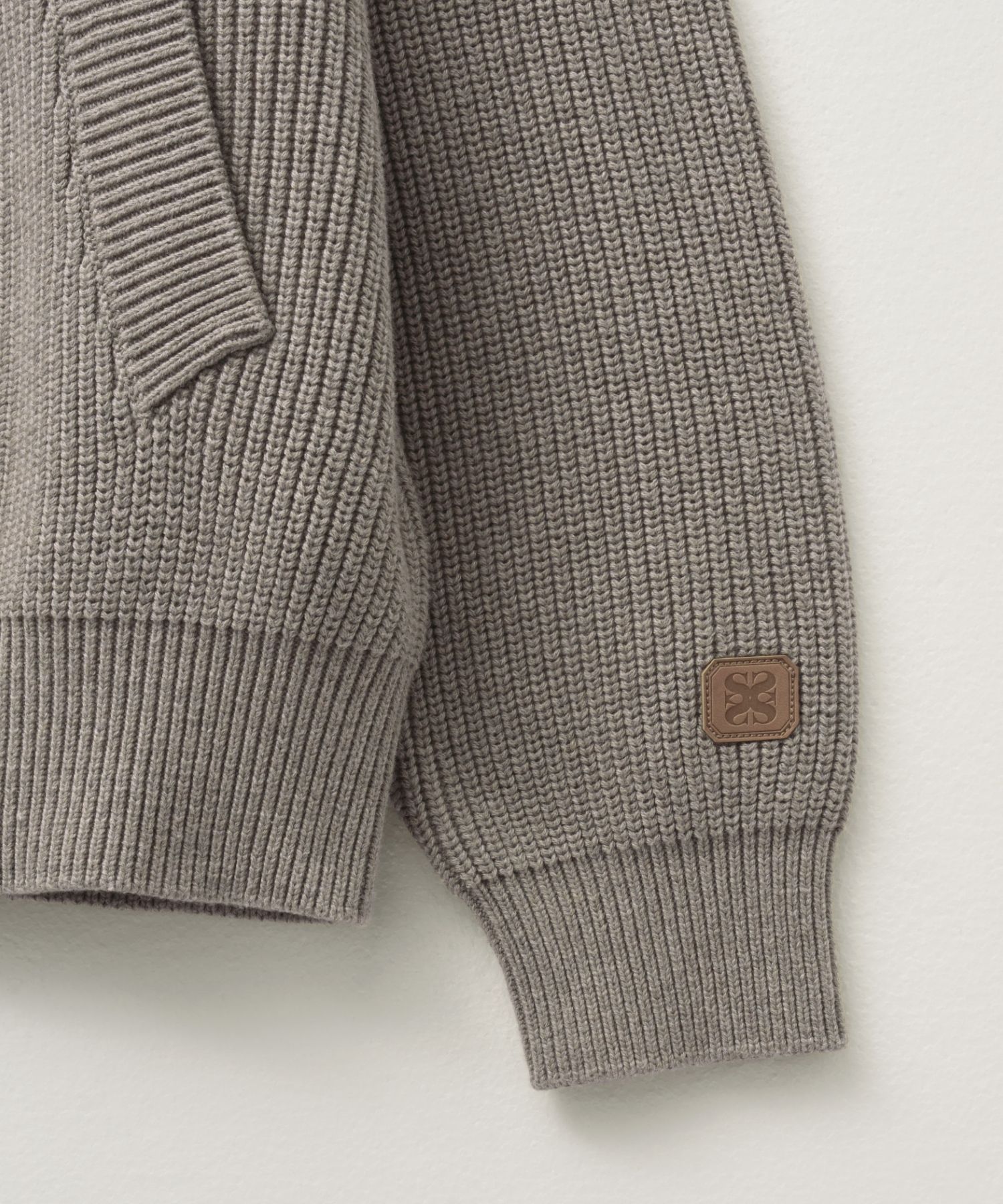 パーカー・フーディ SATUR Applique Logo Cashmere Blend Hooded Knit Taupe Brown MUSINSA | SATUR Applique Logo Cashmere Blend Hooded Knit