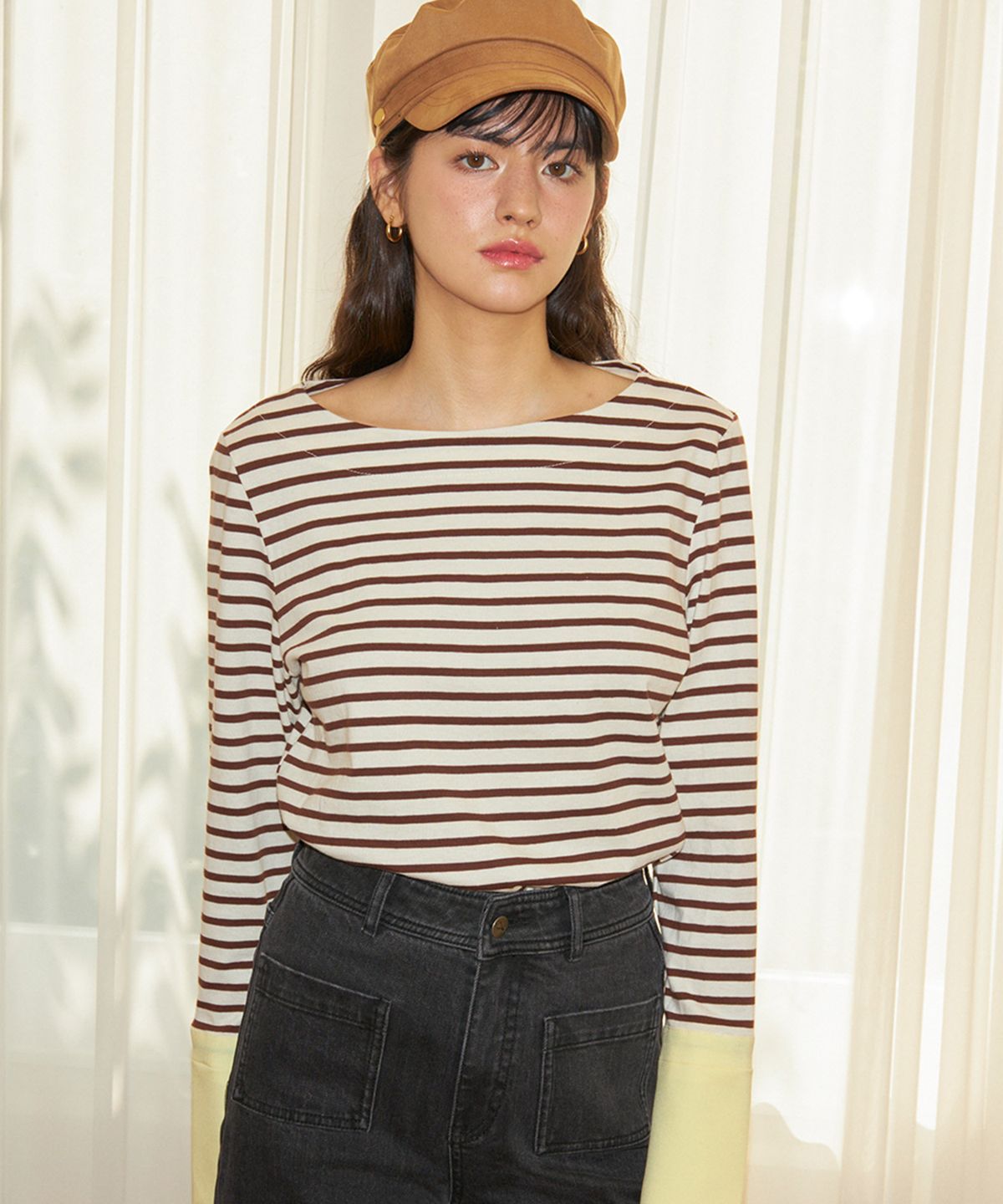살롱 드 욘(SALON DE YOHN) Stripe Cuffs T_ Brown