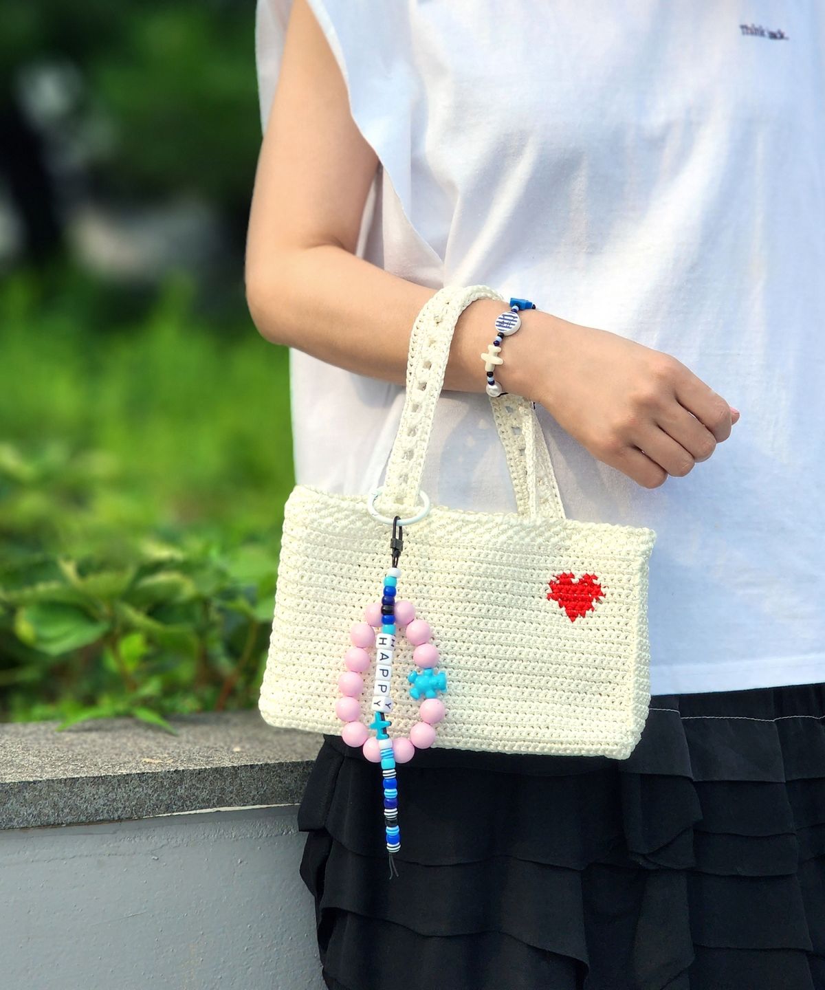 봉보(BONBEAU) Kitsch motive initial key ring 키치 이니셜 비즈 폰 스트랩 핸드폰줄 키링