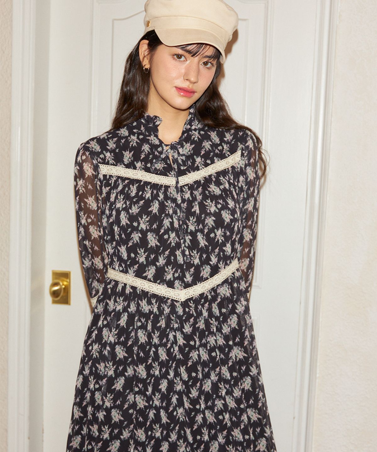 살롱 드 욘(SALON DE YOHN) Chiffon Lace Long Dress_ Black