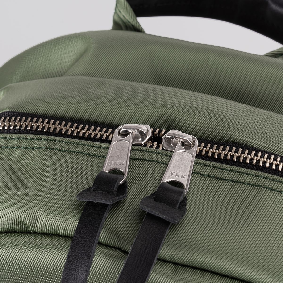 티알브이알(TRVR) Staple Daypack Olive