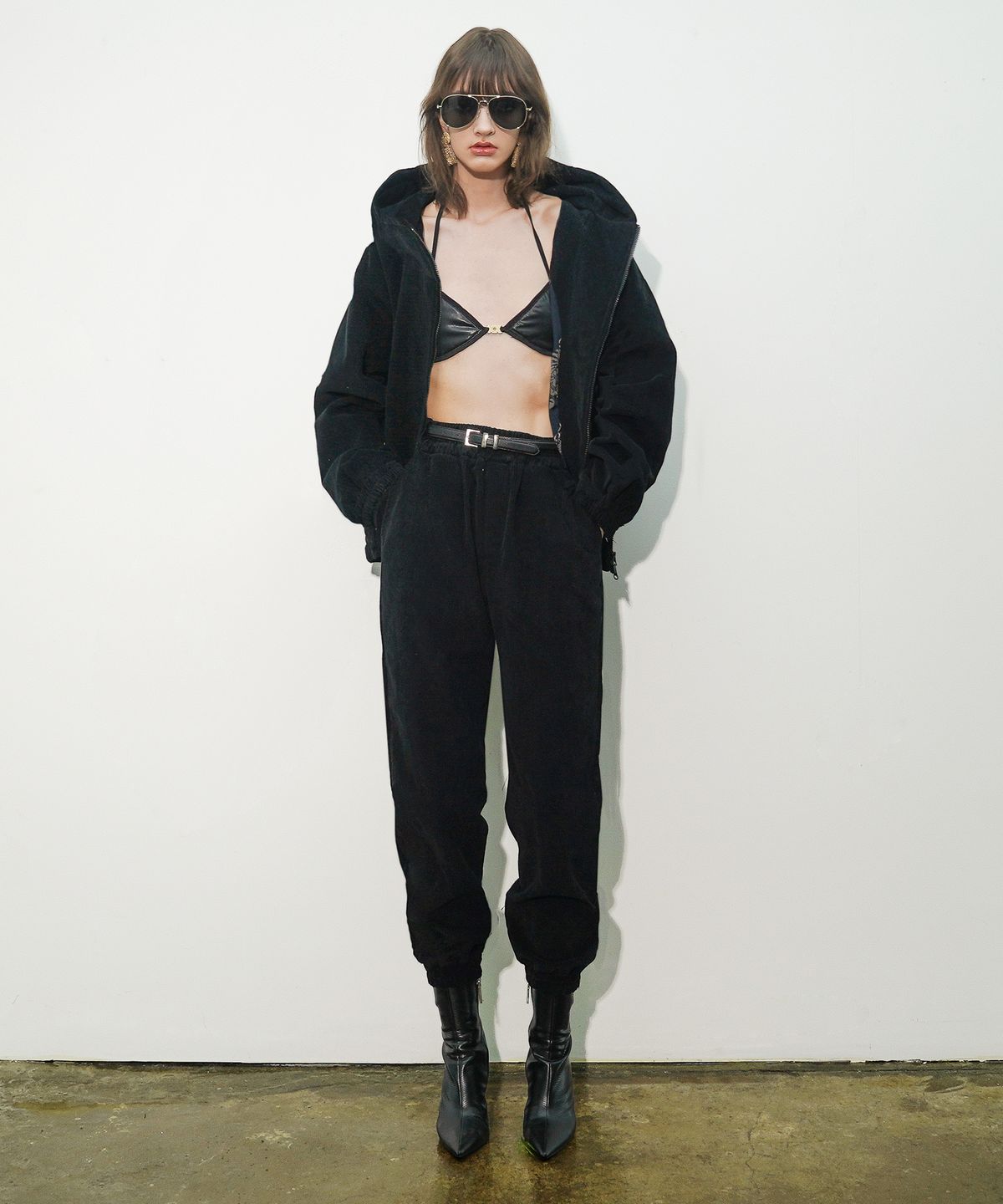 언티지(UNTAGE) 코듀로이 트랙 팬츠[Black(UNISEX)]_UTP-FP91