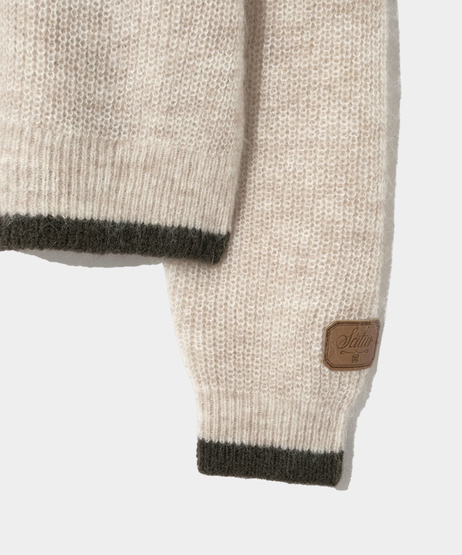 ニット・セーター SATUR Round neck mohair logo knit resort ivory SA23FWMK06IV MUSINSA | SATUR Round neck mohair logo knit resort ivory