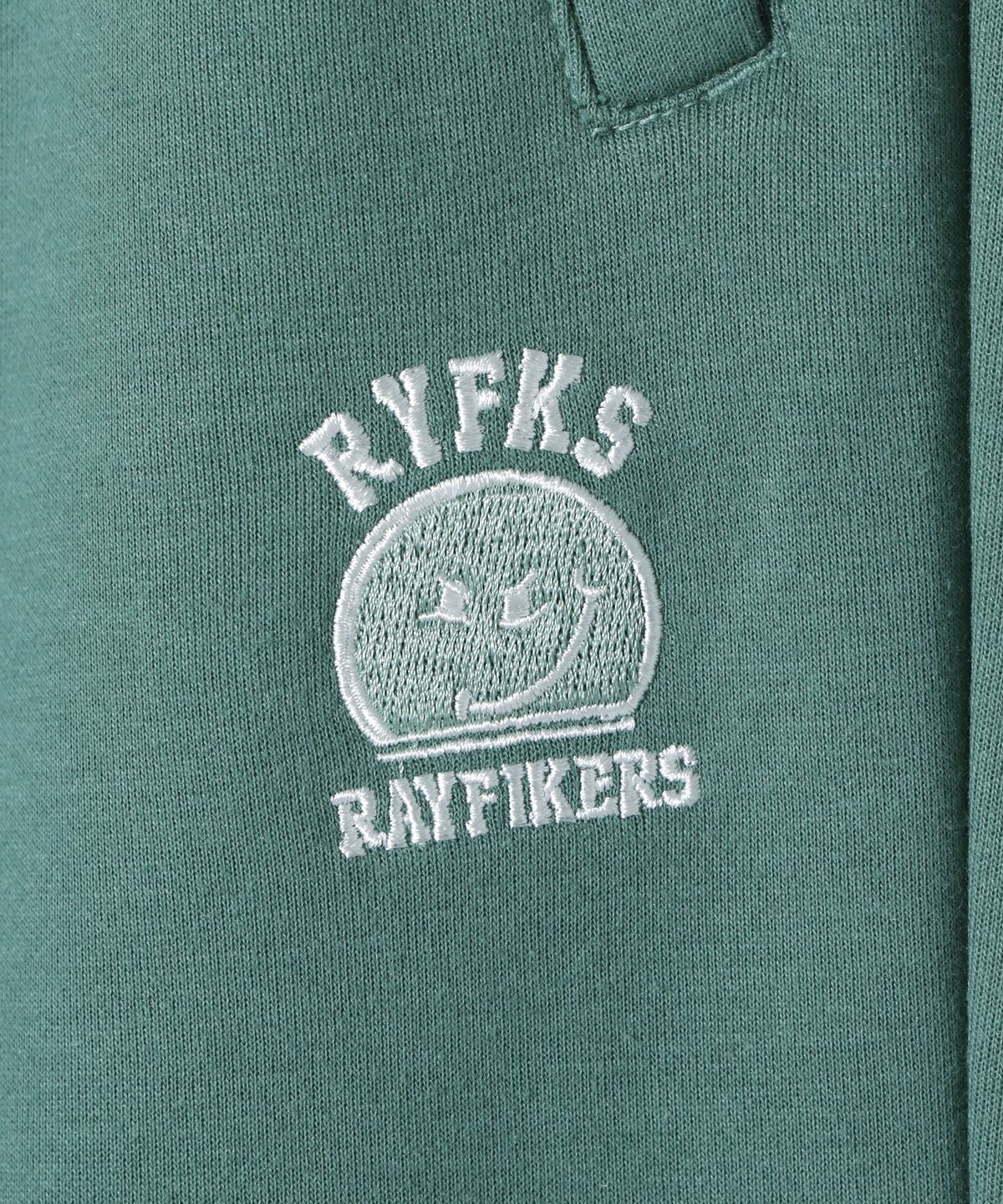 레이피커스(RAYFIKERS) 위키드 스마일 와이드 스웨트 팬츠 GREEN (MO6PU183-045)