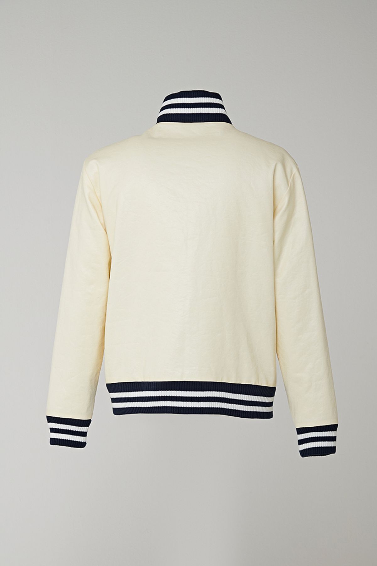 발로렌(VALOREN) Casting Eyelet Padding Blouson