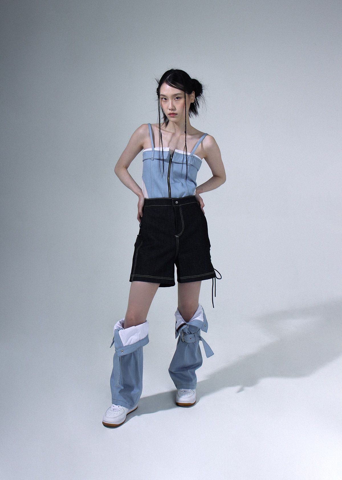 세니크(SENIK) Denim Ribbon Shorts