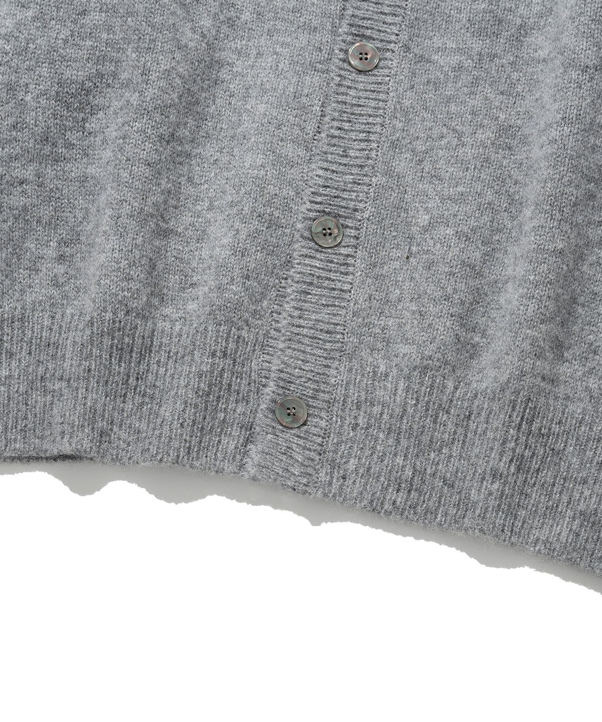 니티드(KNITTED) 쉐기독 울 100 라운드 가디건 GREY