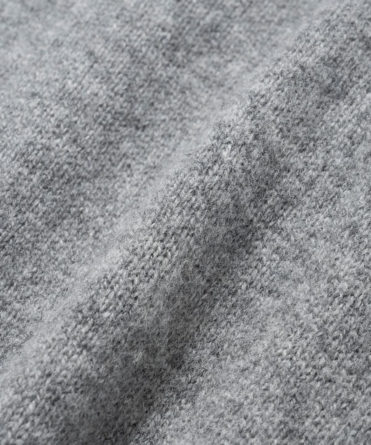 니티드(KNITTED) 쉐기독 울 100 라운드 가디건 GREY