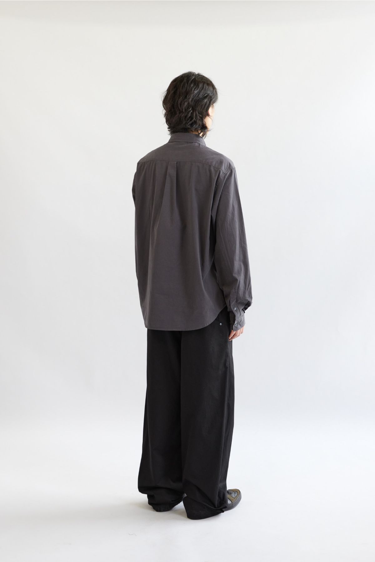 해칭룸(HATCHINGROOM) Out Button Shirt Charcoal