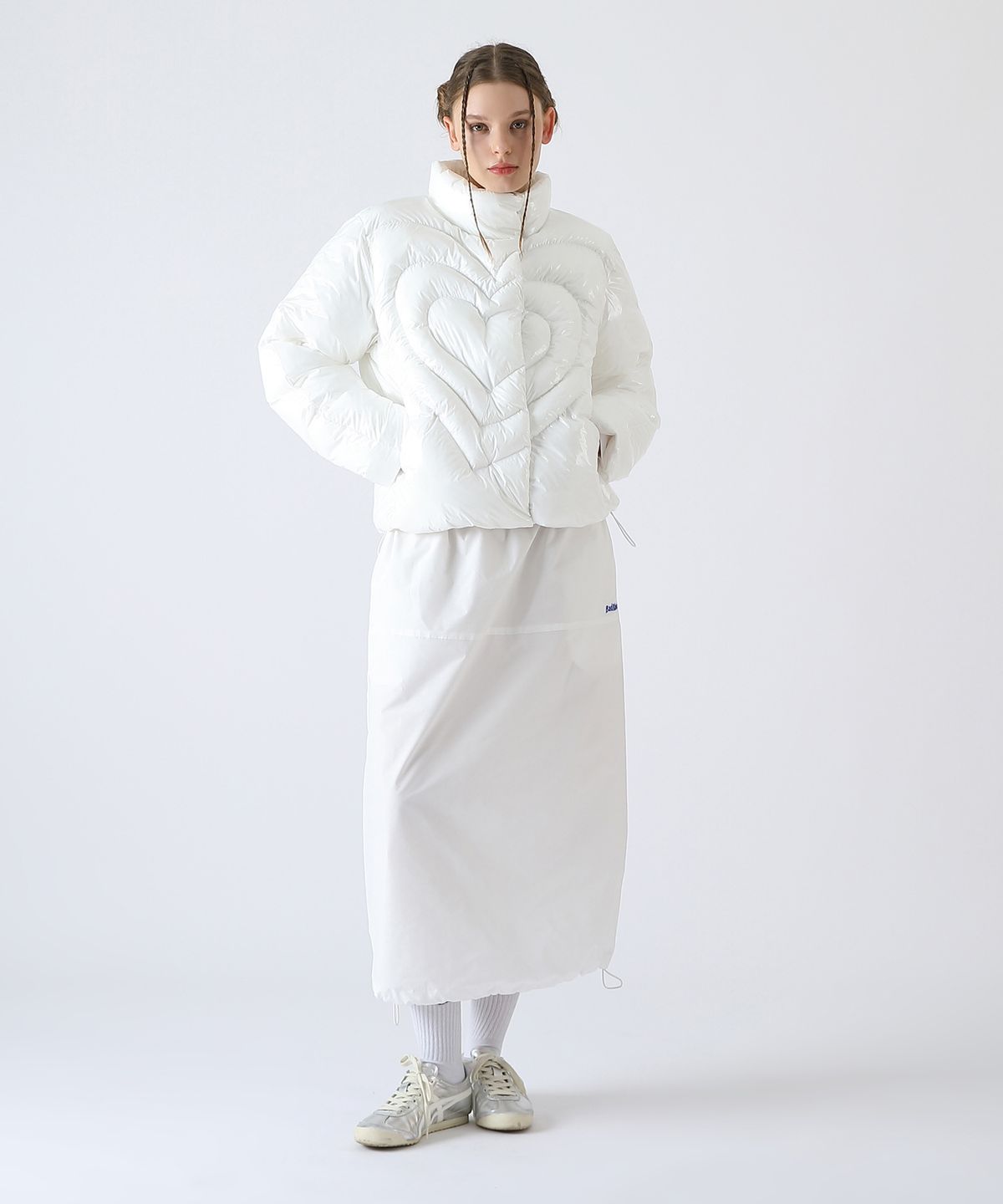 배드블루(BADBLUE) Heart Puffer Jacket Snow White