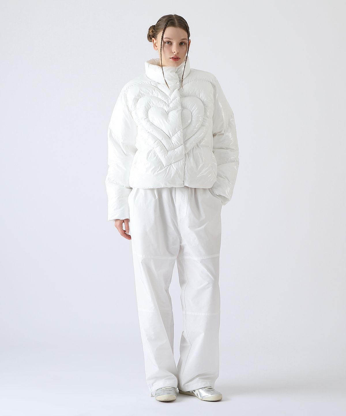 배드블루(BADBLUE) Heart Puffer Jacket Snow White