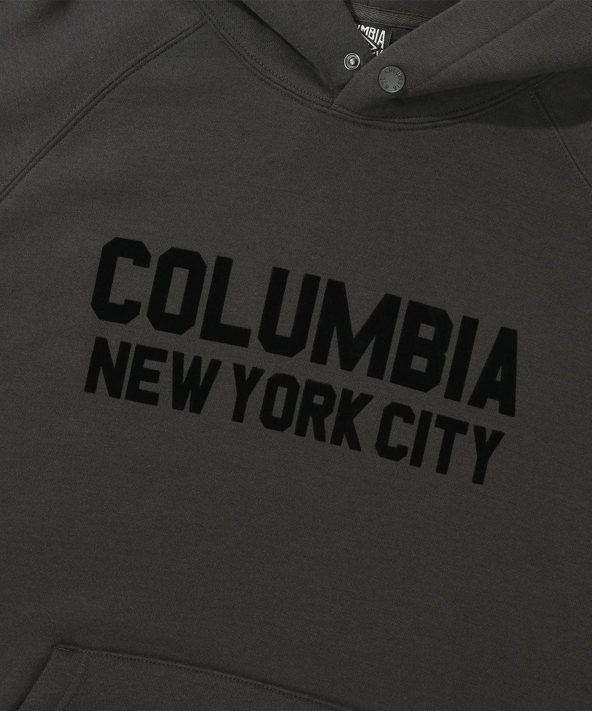 컬럼비아 유니버시티(COLUMBIA UNIVERSITY) NY BLACKSERIES OVER-FIT FLEECE HOODIE 슬레이트블랙