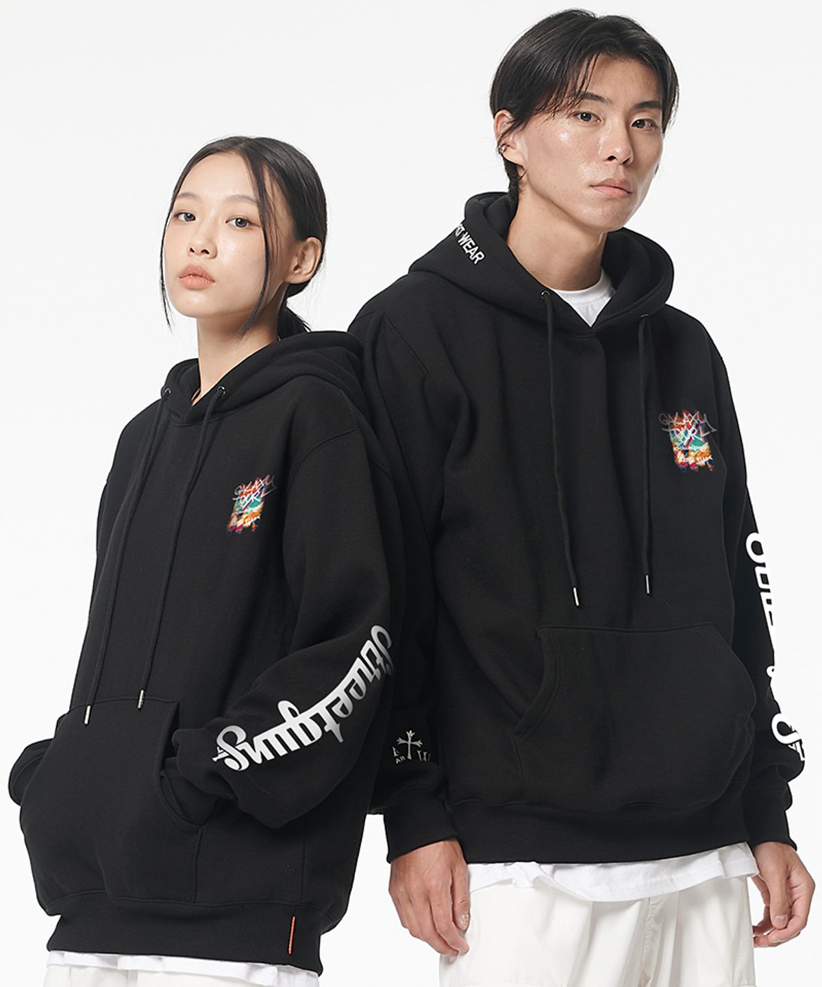 아티스트웨어(ARTISTWEAR) [ATW X 스트릿건즈] 갤럭시투어 후드티