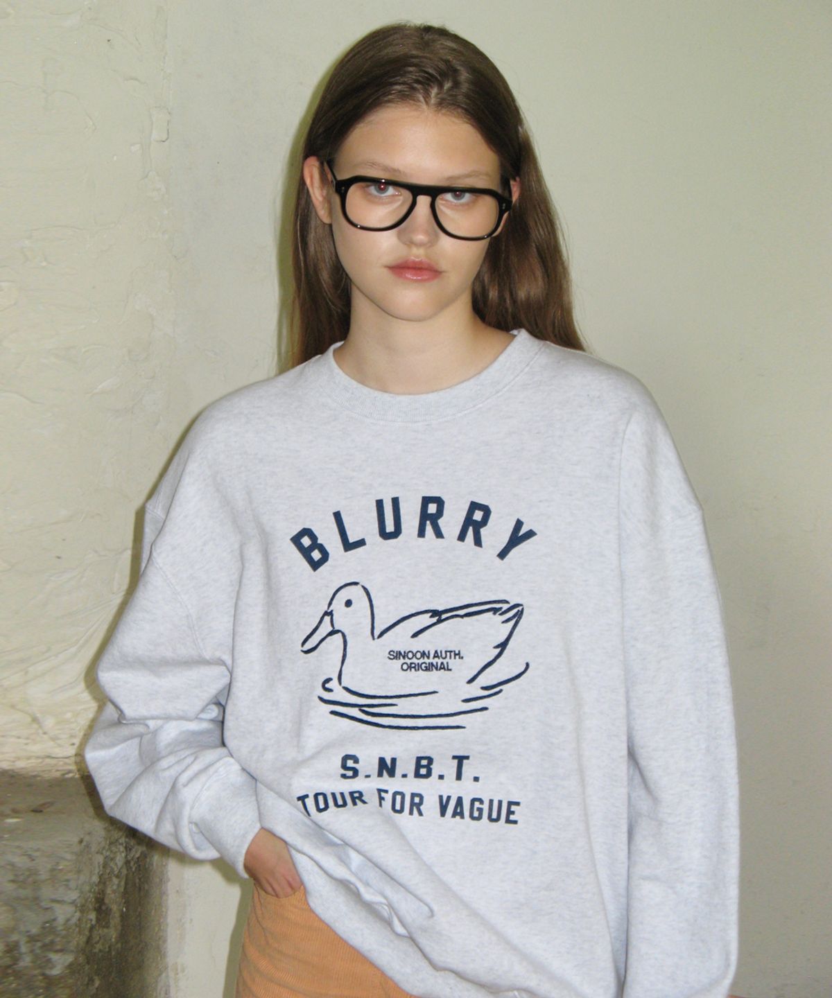 시눈(SINOON) BLURRY DUCK SWEATSHIRT (MELANGE GREY)