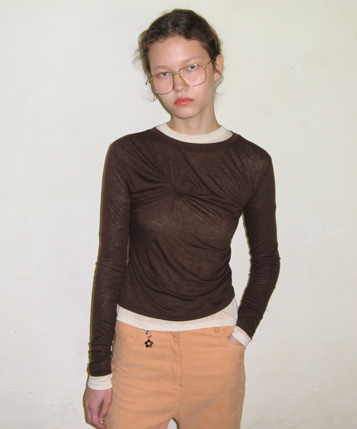 시눈(SINOON) TWIST LAYERED LONG SLEEVE SET-UP (BROWN)