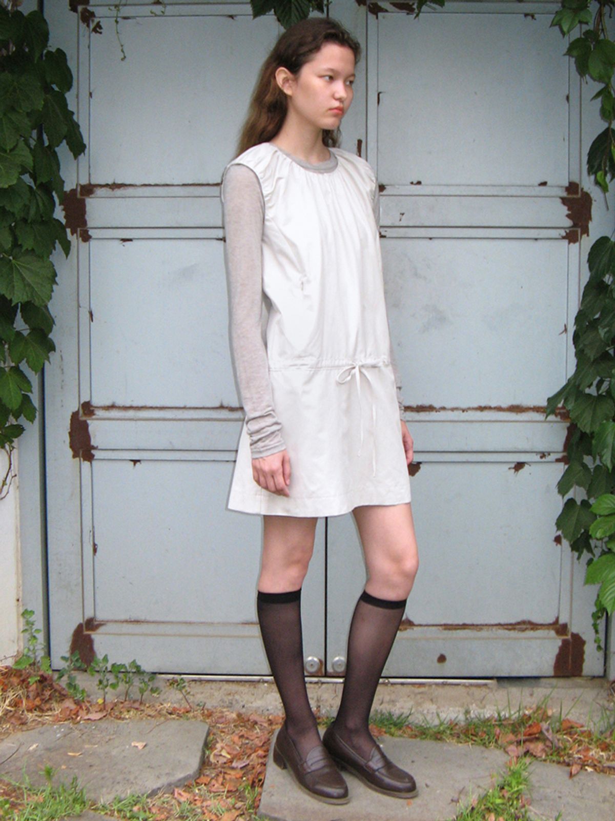 시눈(SINOON) VOLUME MINI DRESS (LIGHT BEIGE)