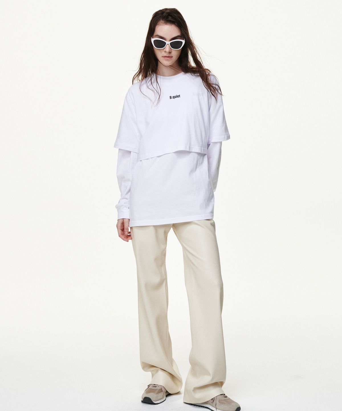 비콰이엇(B QUIET) CROPPED TSHIRTS_WHITE