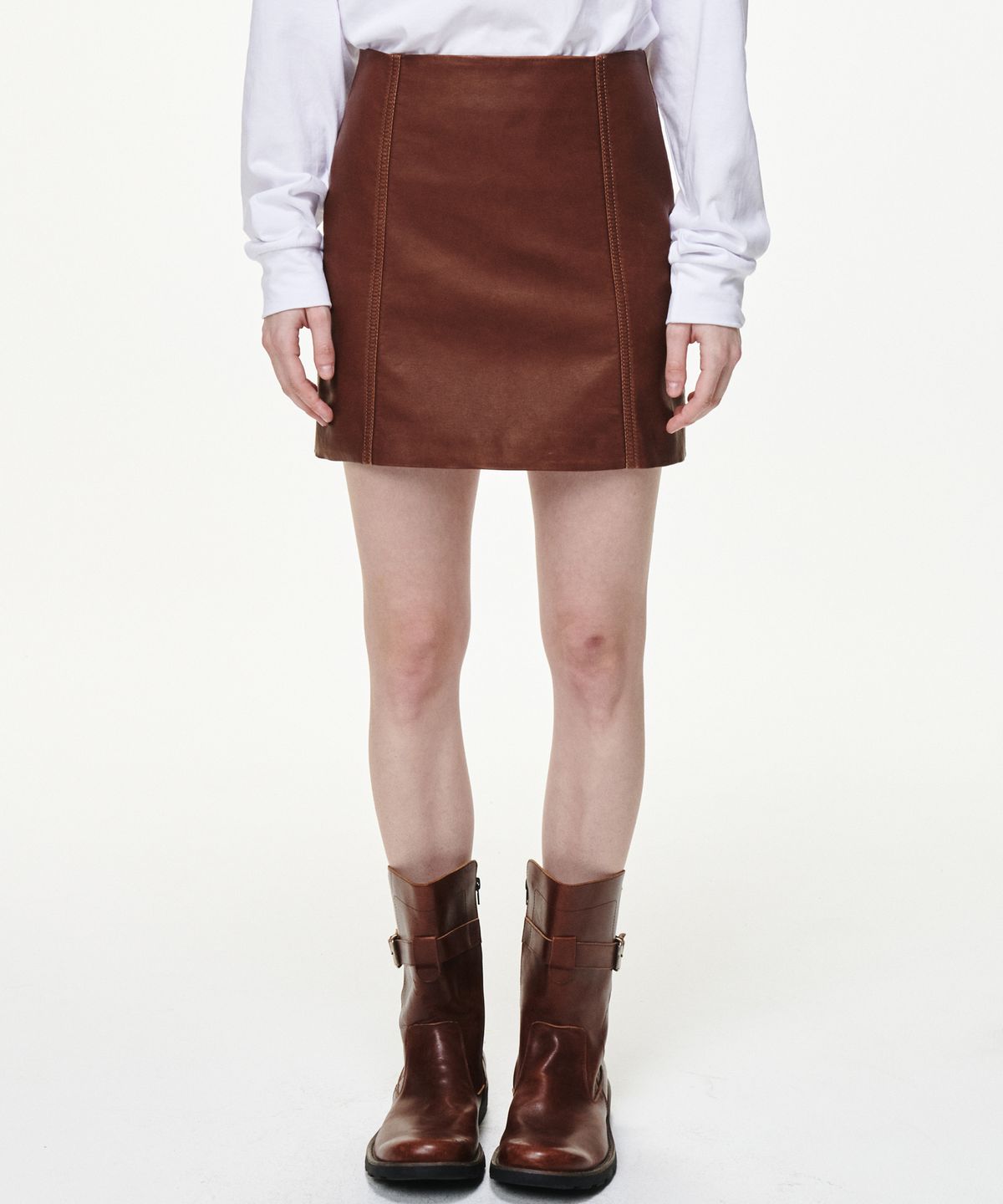 비콰이엇(B QUIET) FAUX LEATHER WASHED MINI SKIRTS_TAN BROWN
