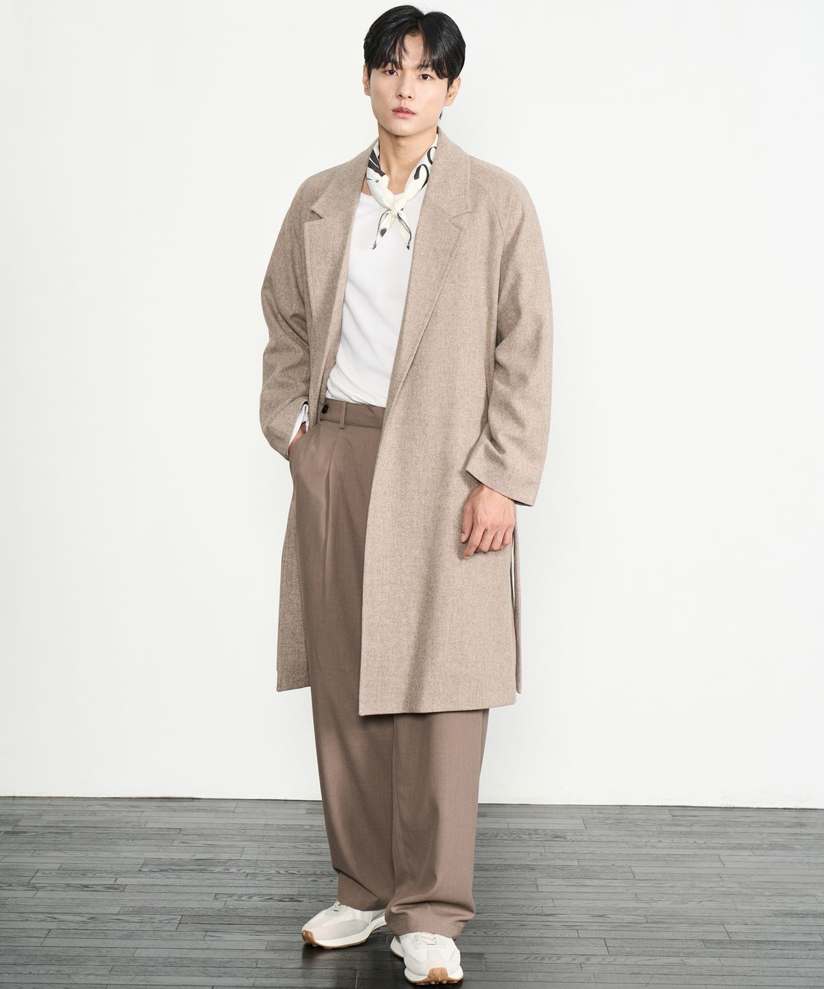 프레리(PRAIRIE) 라이트 메리노 울 오버핏 로브 롱코트 (BEIGE)