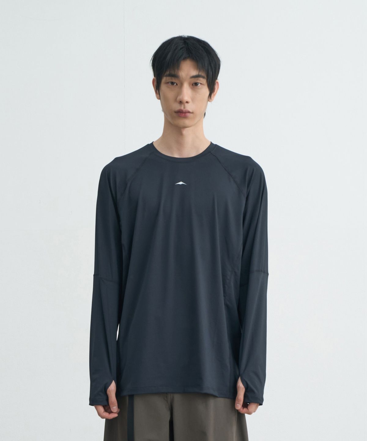 고요웨어(GOYOWEAR) 디비전 아스킨 롱 슬리브 (블랙)