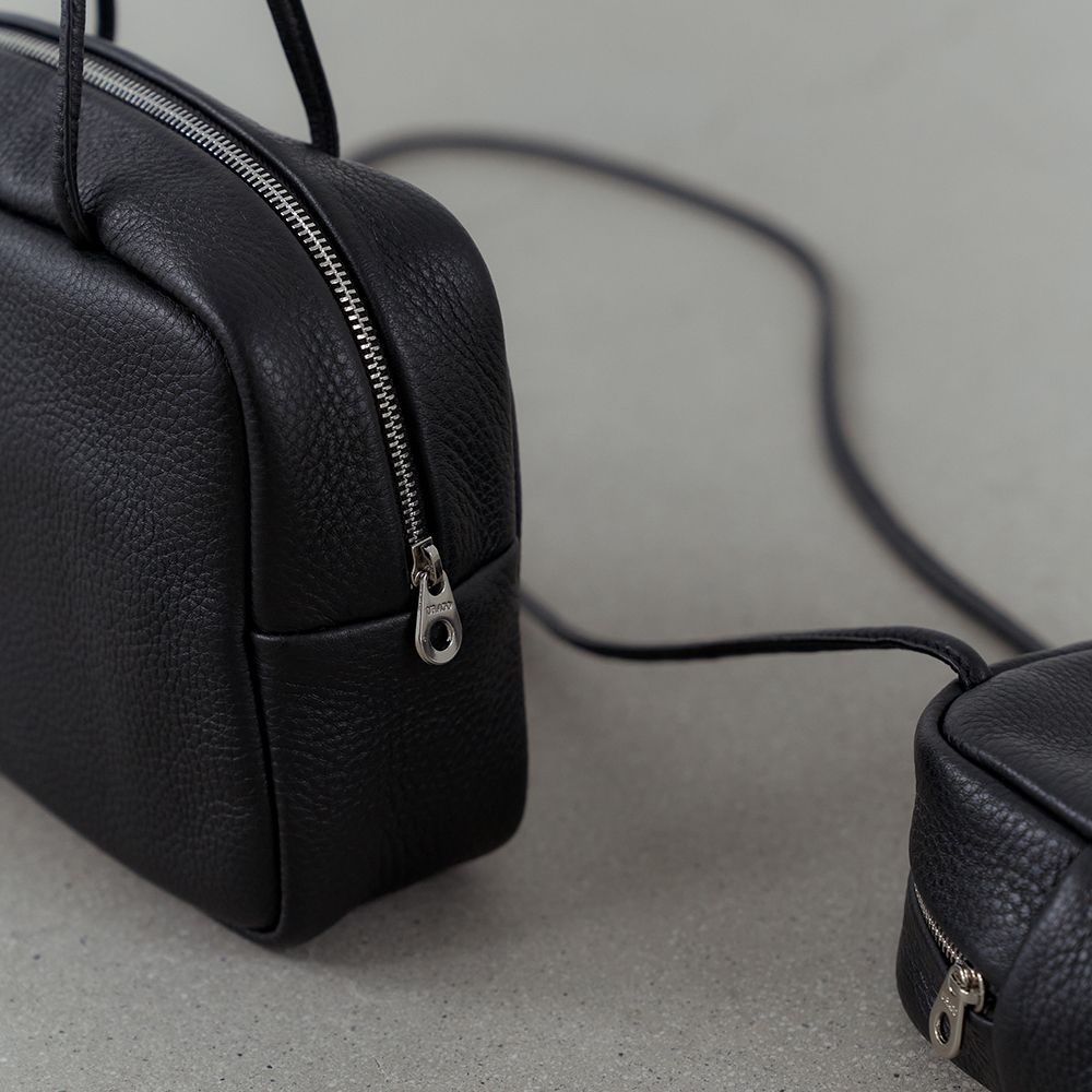 MUSINSA | URAGO Square top handle bag