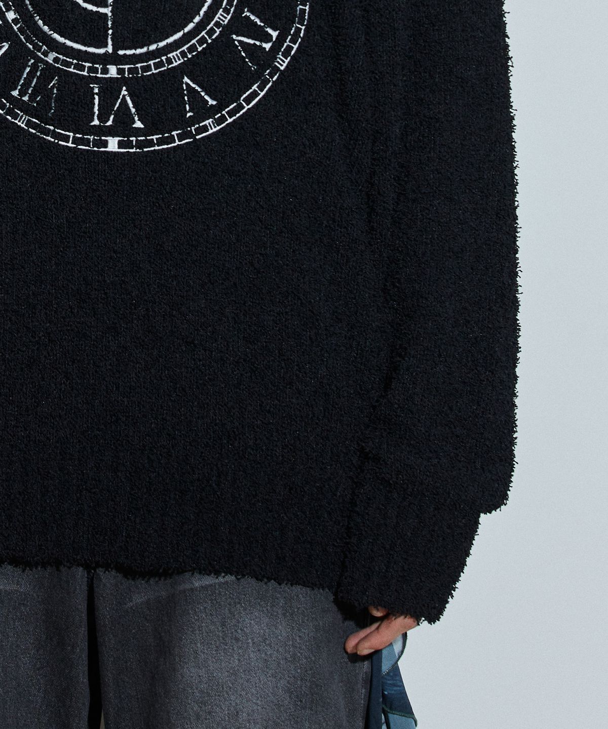 아이돈워너셀(IDWS) Time Logo Boucle Knit Black