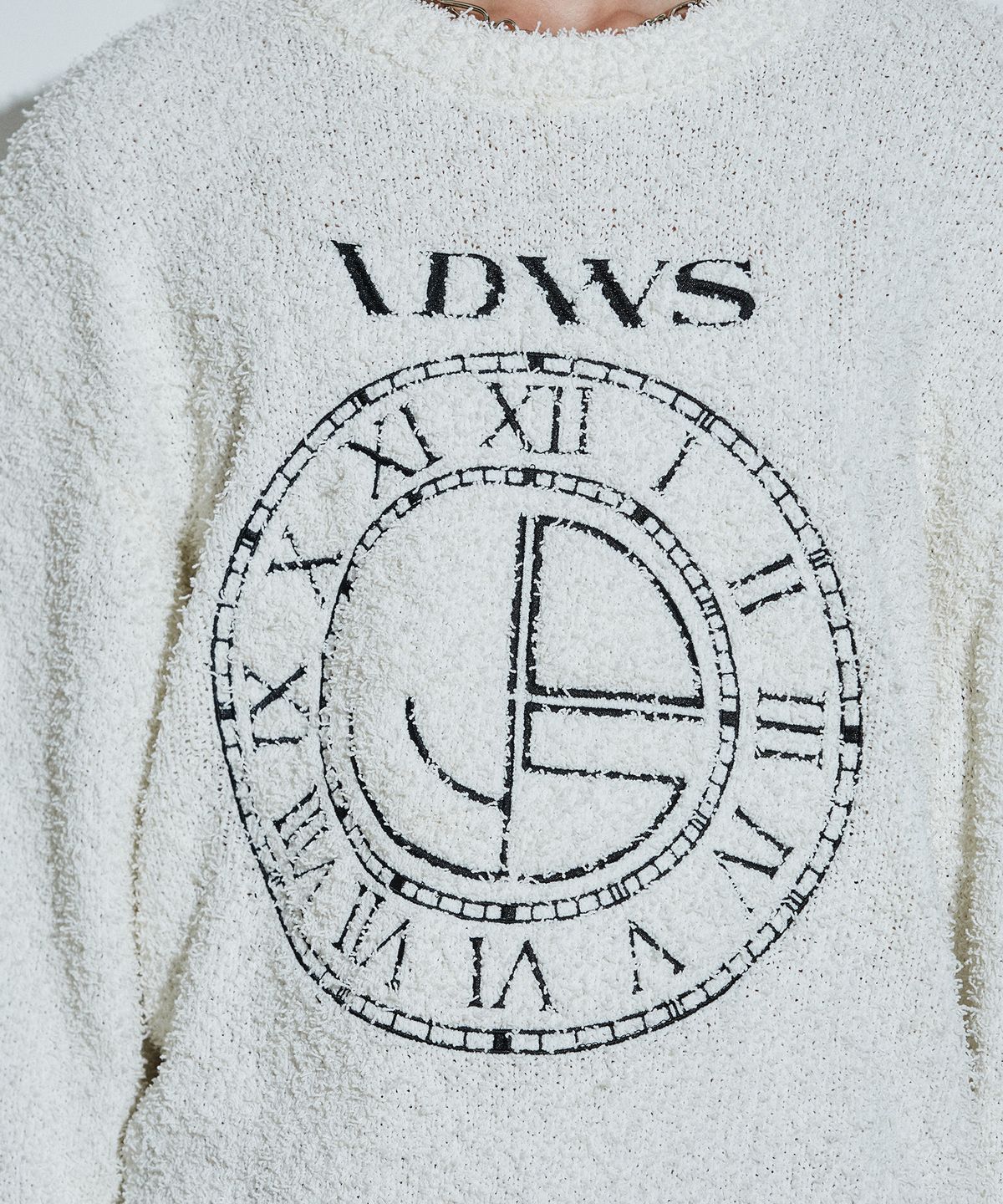 아이돈워너셀(IDWS) Time Logo Boucle Knit Ivory