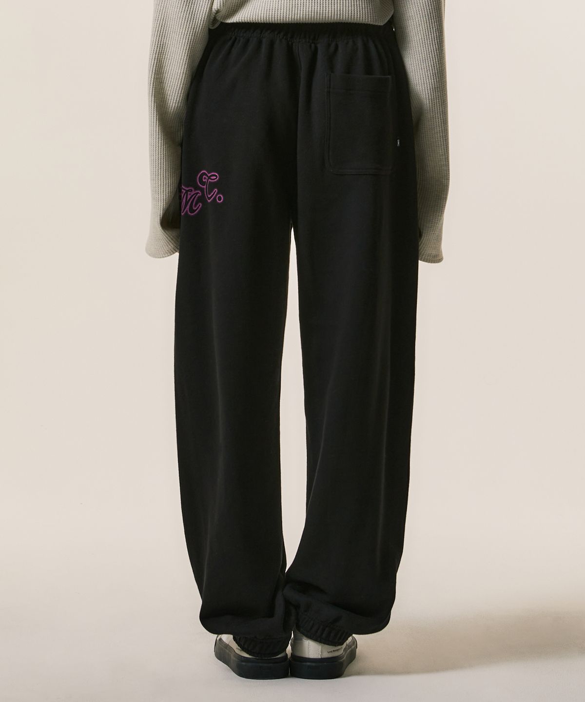 엘엠씨(LMC) TWINKLE STAR SWEAT PANTS black