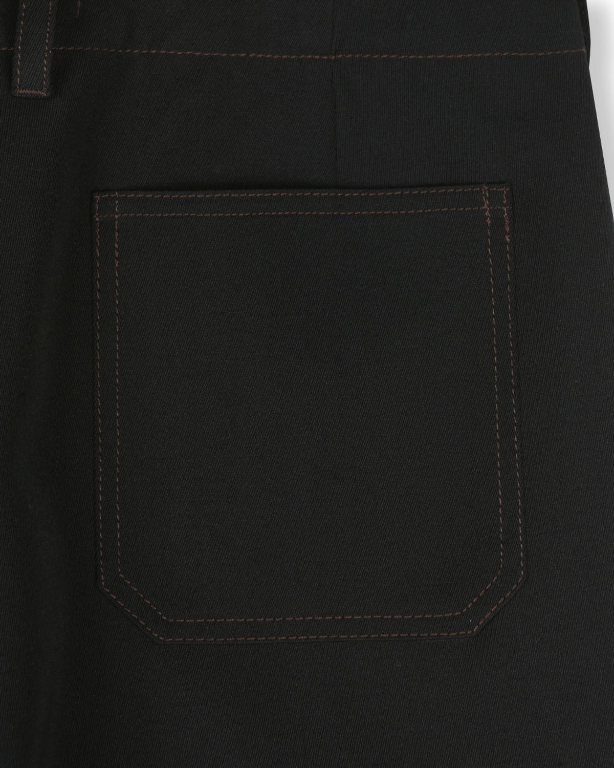 비슬로우(BESLOW) WOOL BLENDED TWIST SEAM CARGO PANTS BLACK