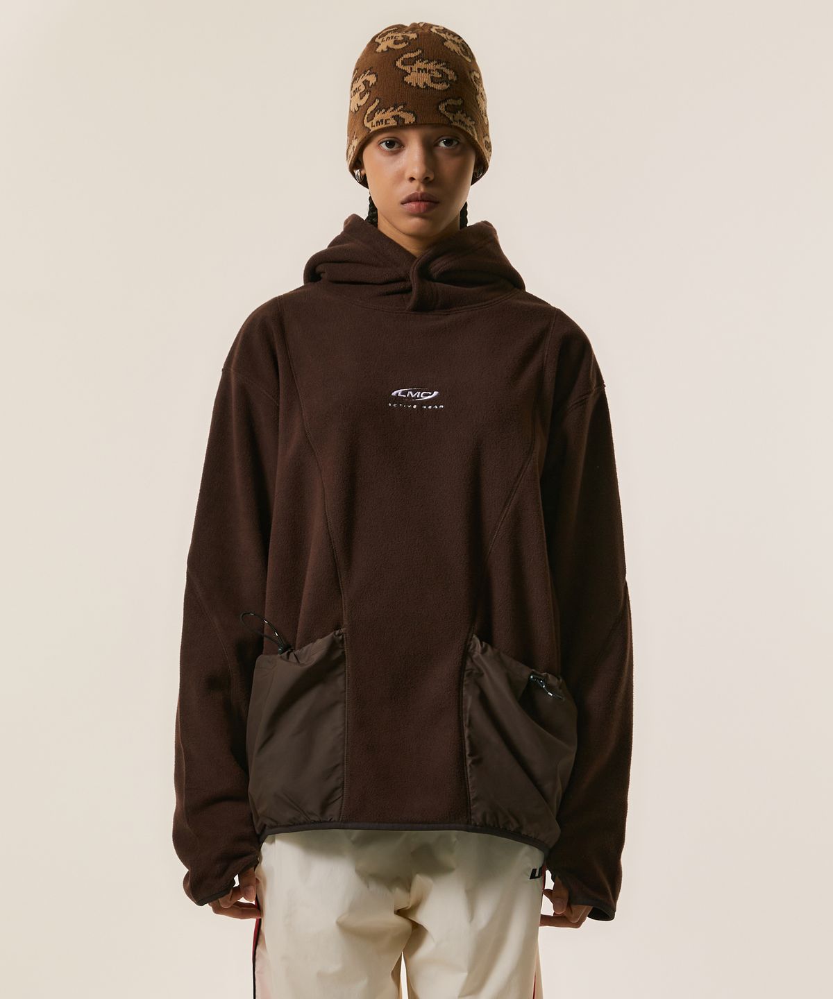 엘엠씨(LMC) ACTIVE GEAR CURVED POLAR FLEECE HOODIE brown