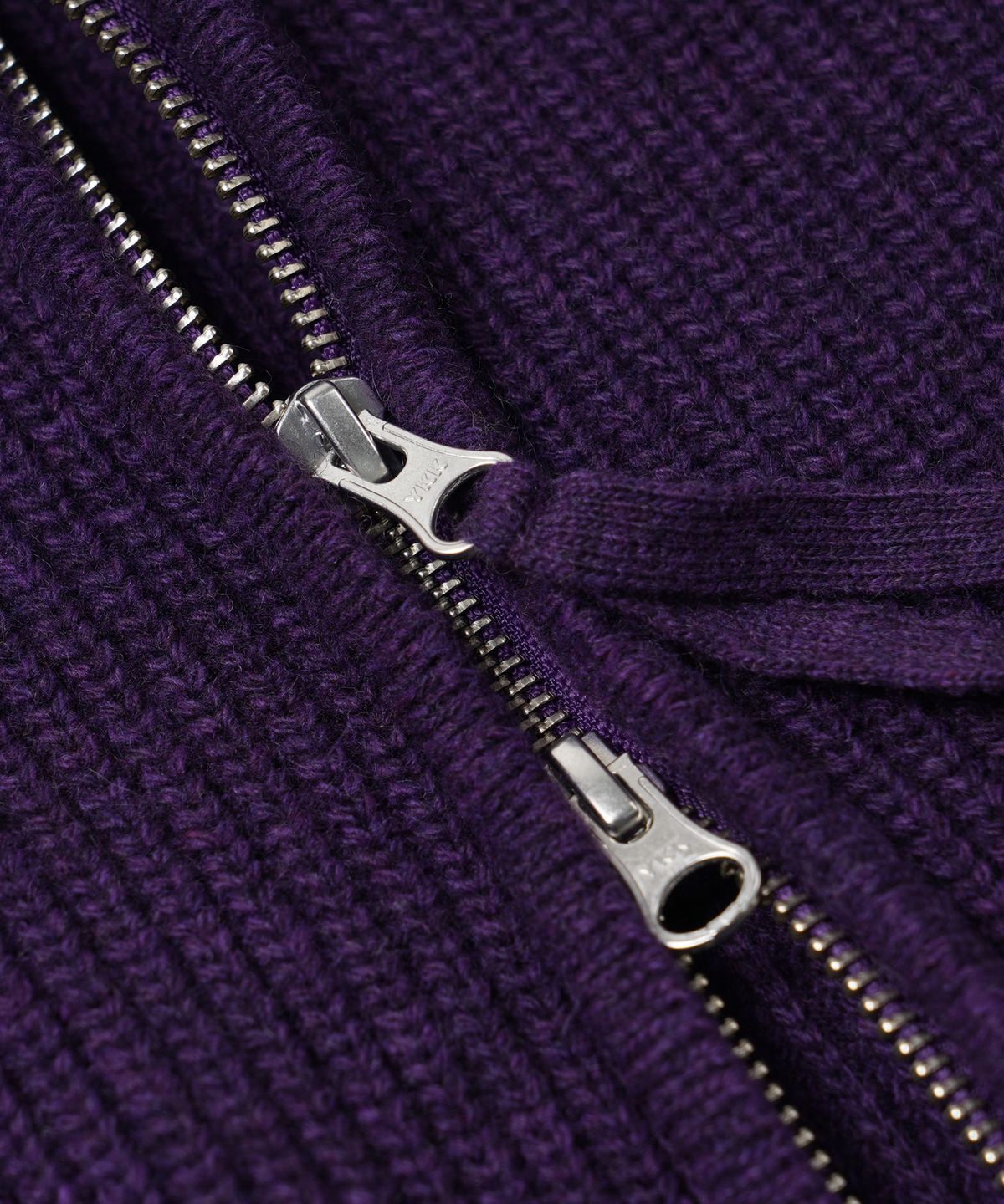 프리즘웍스(FRIZMWORKS) WOOL DECK ZIP UP CARDIGAN _ PURPLE