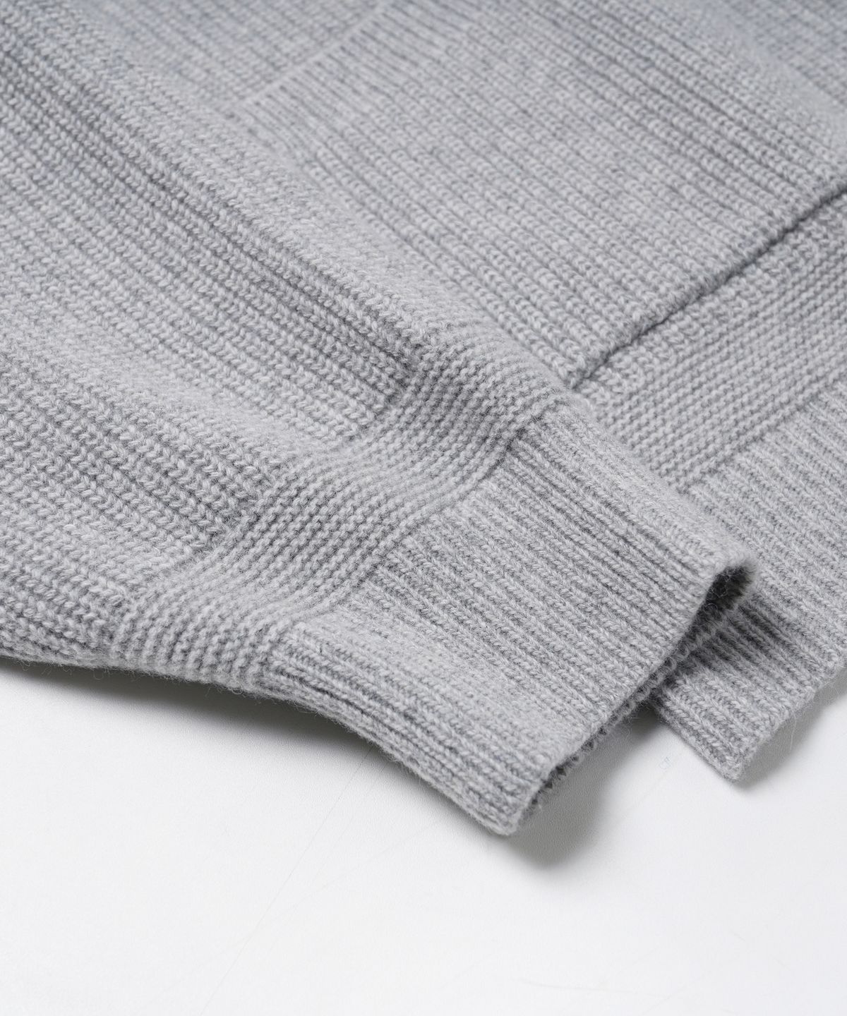 프리즘웍스(FRIZMWORKS) WOOL DECK ZIP UP CARDIGAN _ LIGHT GRAY