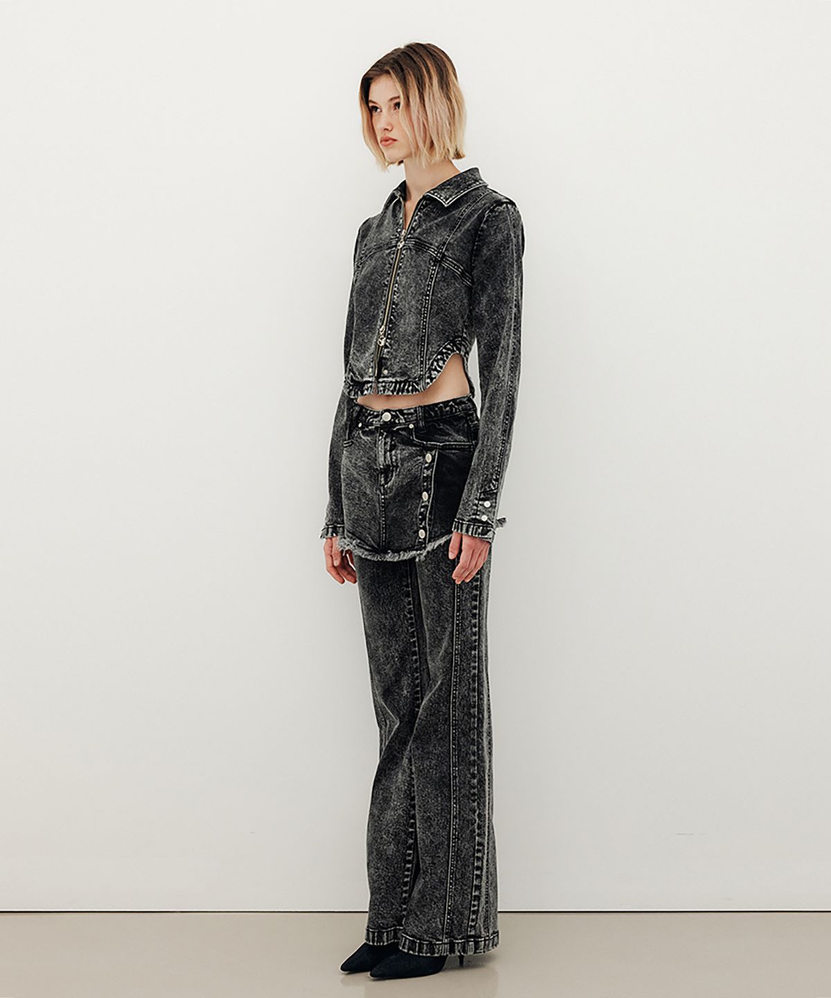 유즈(YUSE) SKIRT LAYERED BOOTS CUT DENIM PANTS - BLACK