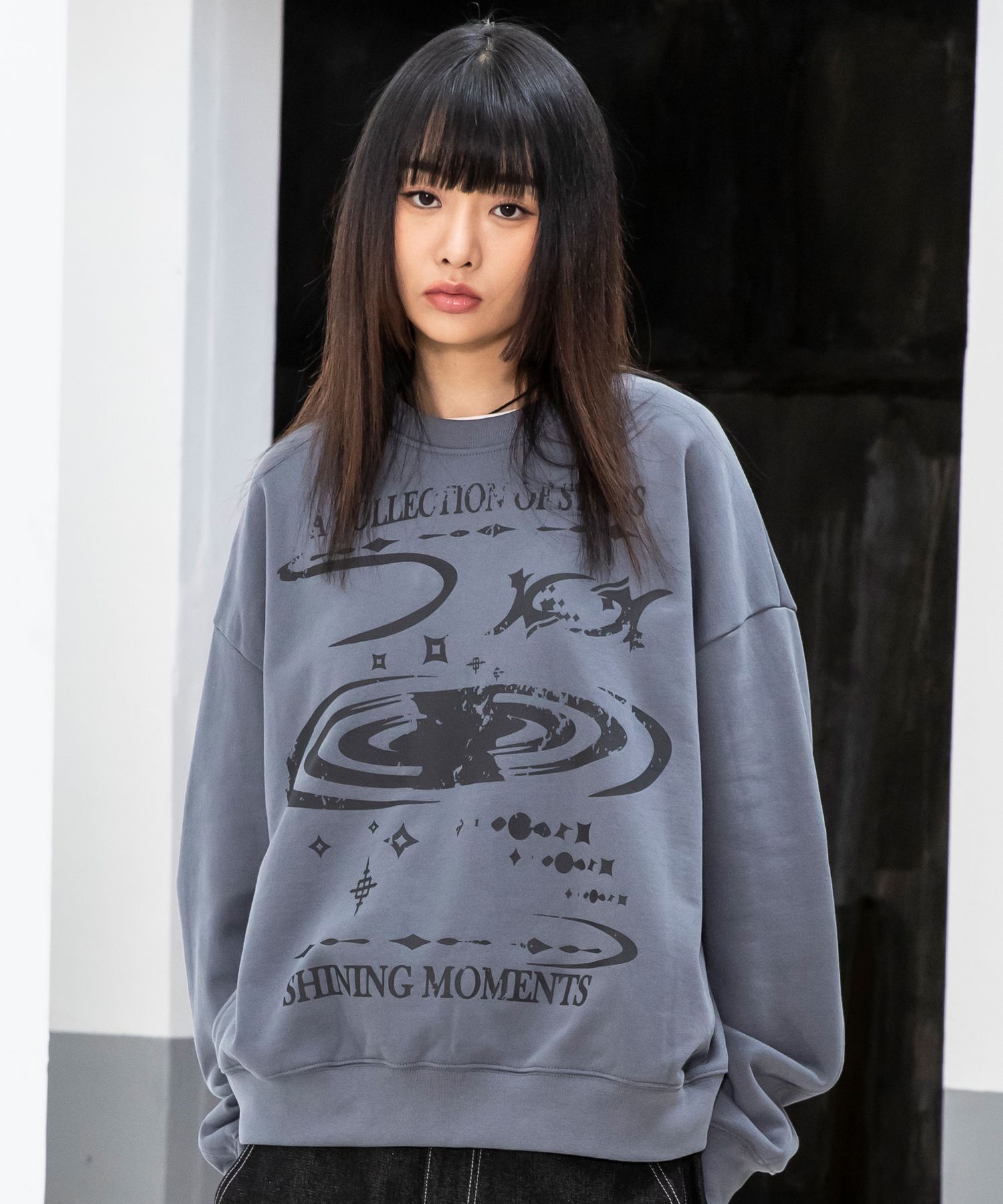 MUSINSA | XTONZ XTT058 Shining Moment Sweatshirt (BLUE GRAY)