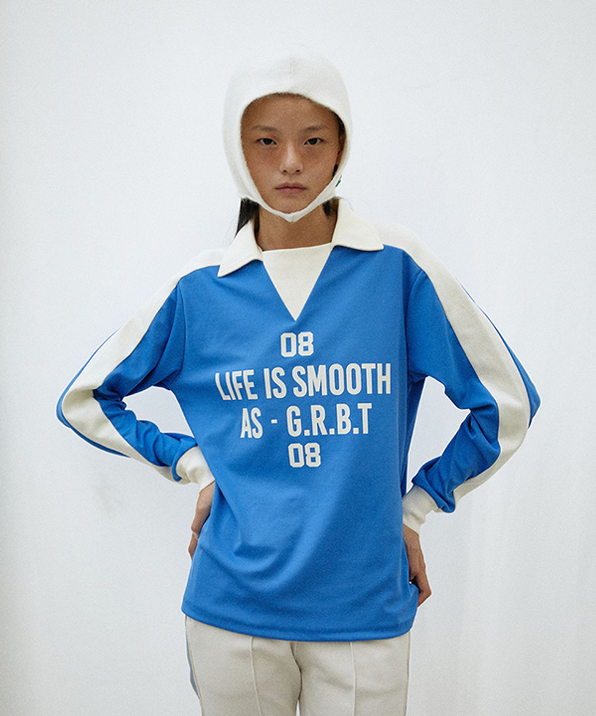 그린버터(GREENBUTTER) Lettering Jersey Collar Tee (Sky blue)