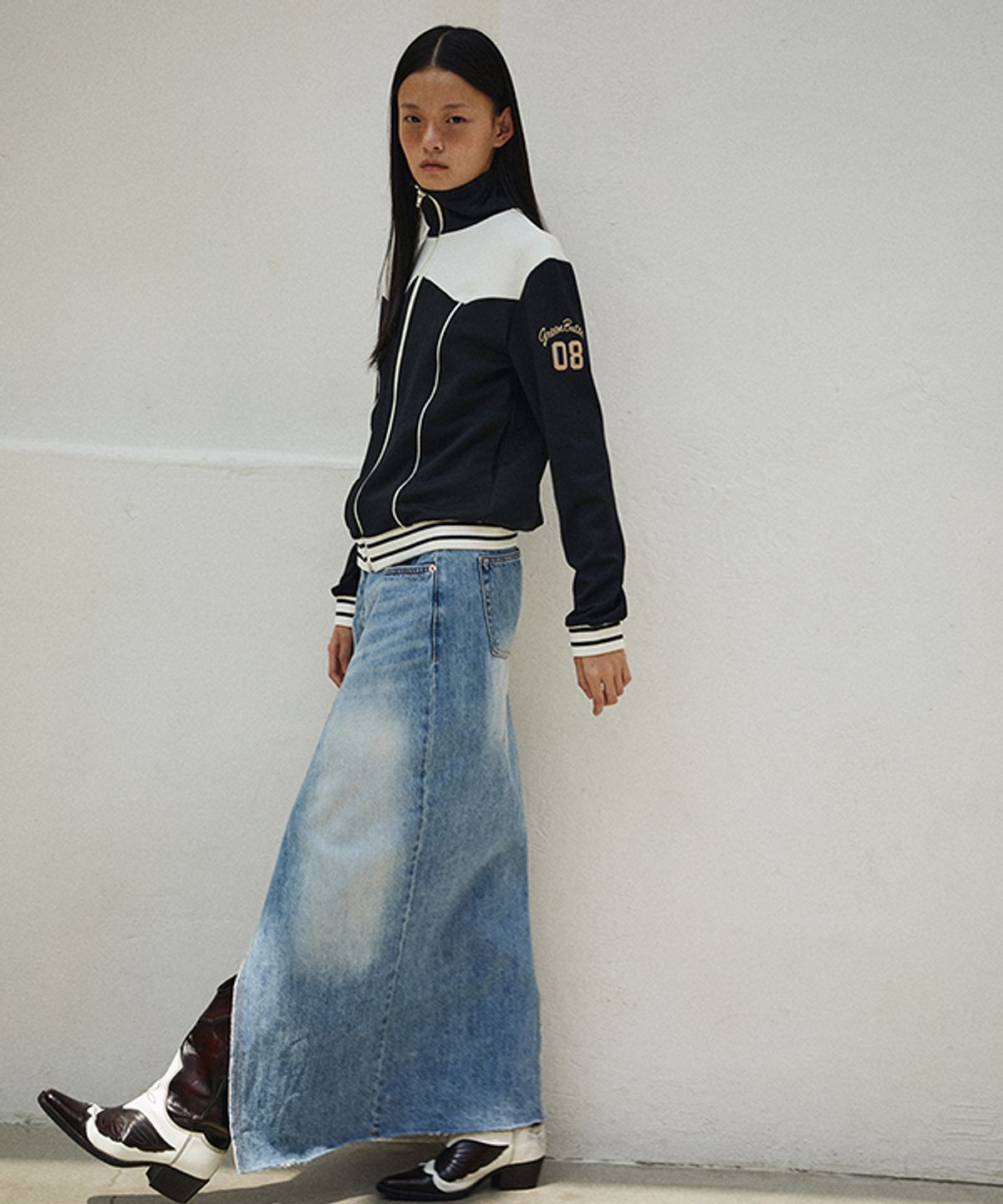 그린버터(GREENBUTTER) Western Chain Track Jacket (Black)